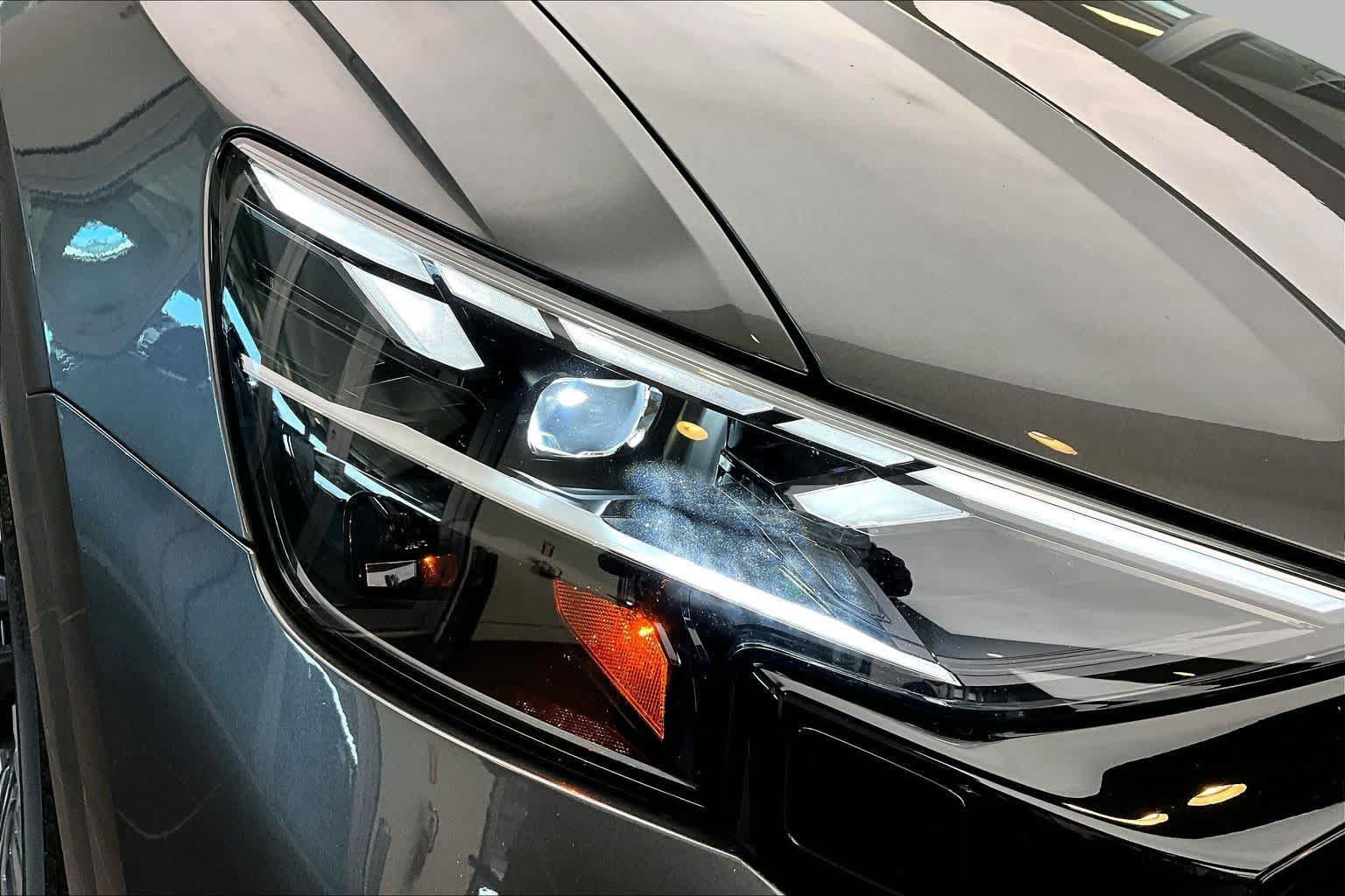 Certified 2025 Audi Q8 Premium Plus AWD/4WD image 26
