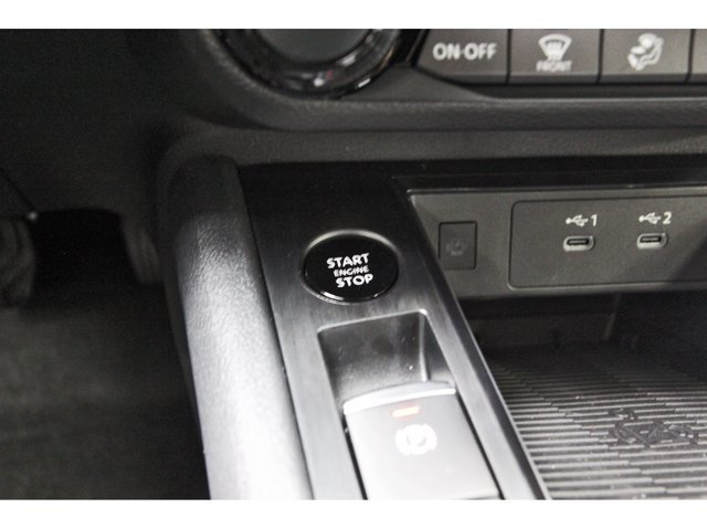 New 2027 Nissan Kicks SV w/ Cold Weather Package FWD image 19