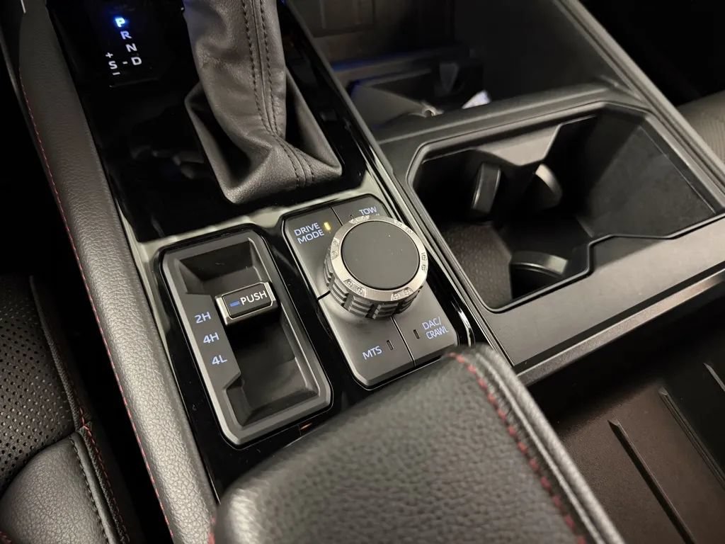 Used 2024 Toyota Tundra TRD Pro AWD/4WD image 32