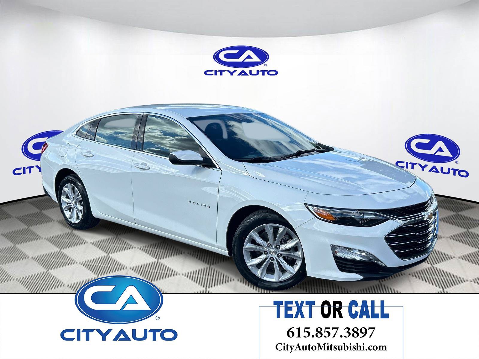 Used 2025 Chevrolet Malibu LT FWD image 1
