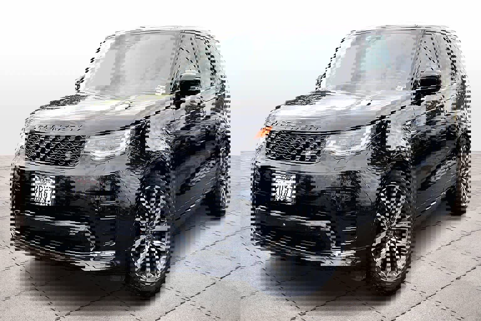 Used 2023 Land Rover Discovery S R-Dynamic