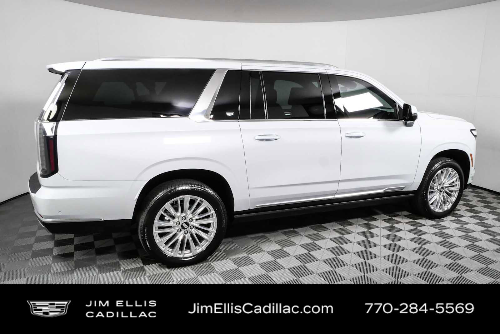 New 2026 Cadillac Escalade ESV Luxury w/ Touring Package AWD/4WD image 2
