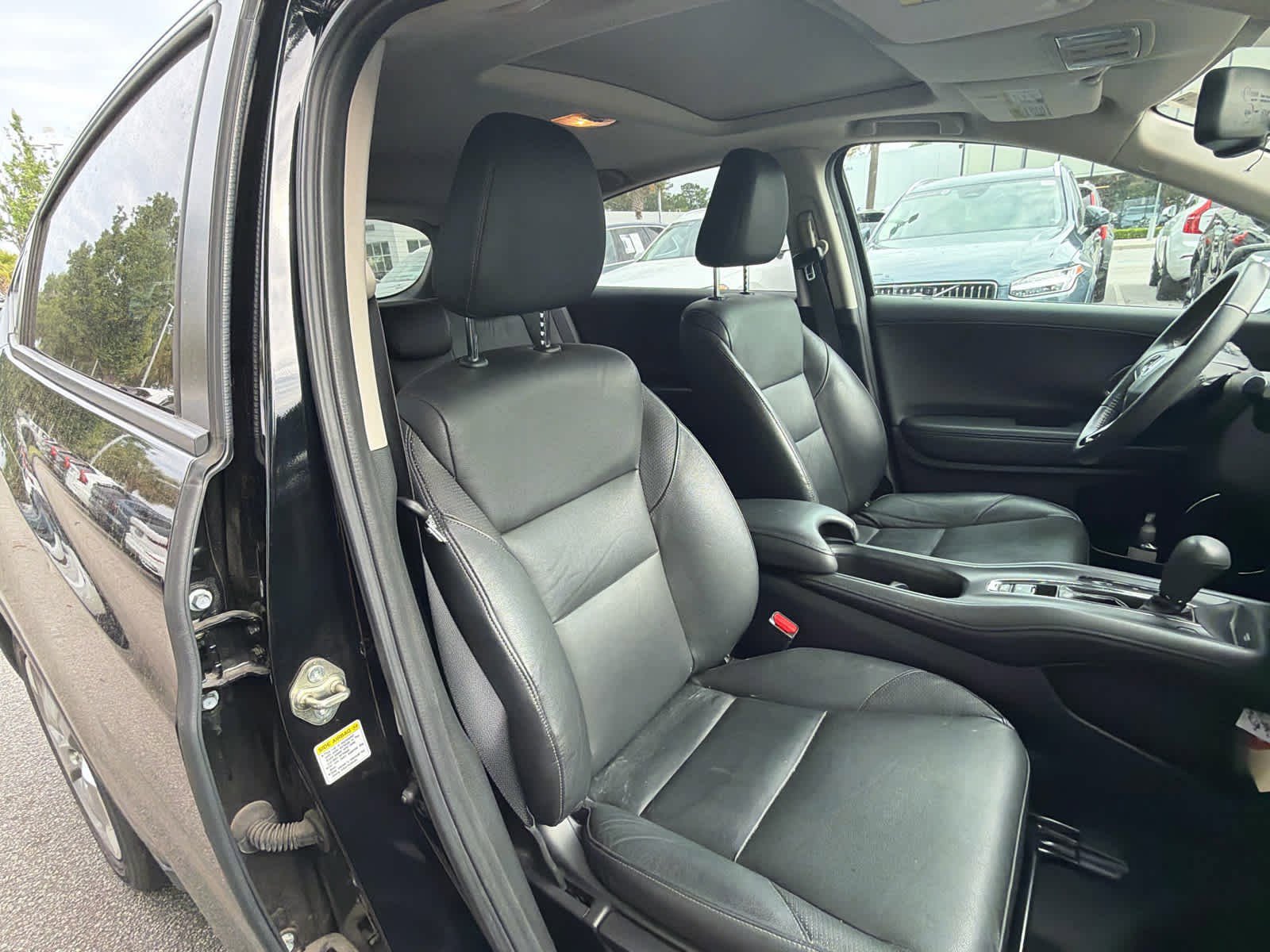 Used 2016 Honda HR-V EX-L image 17