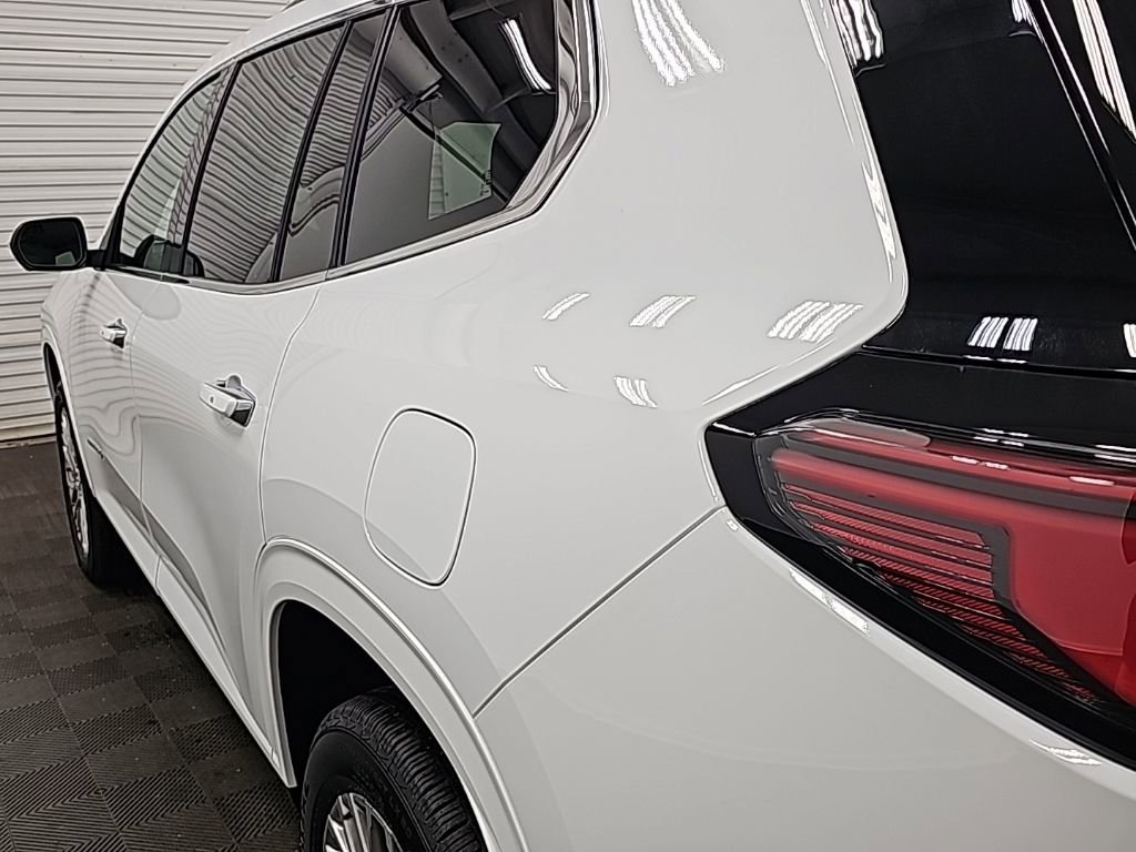 New 2026 GMC Acadia Denali w/ Super Cruise Package image 6