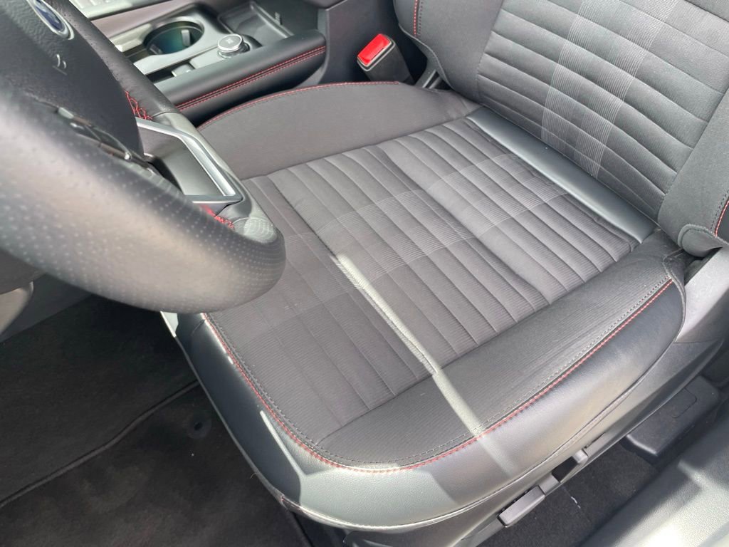 Used 2025 Ford Explorer ST-Line w/ Premium Package image 21