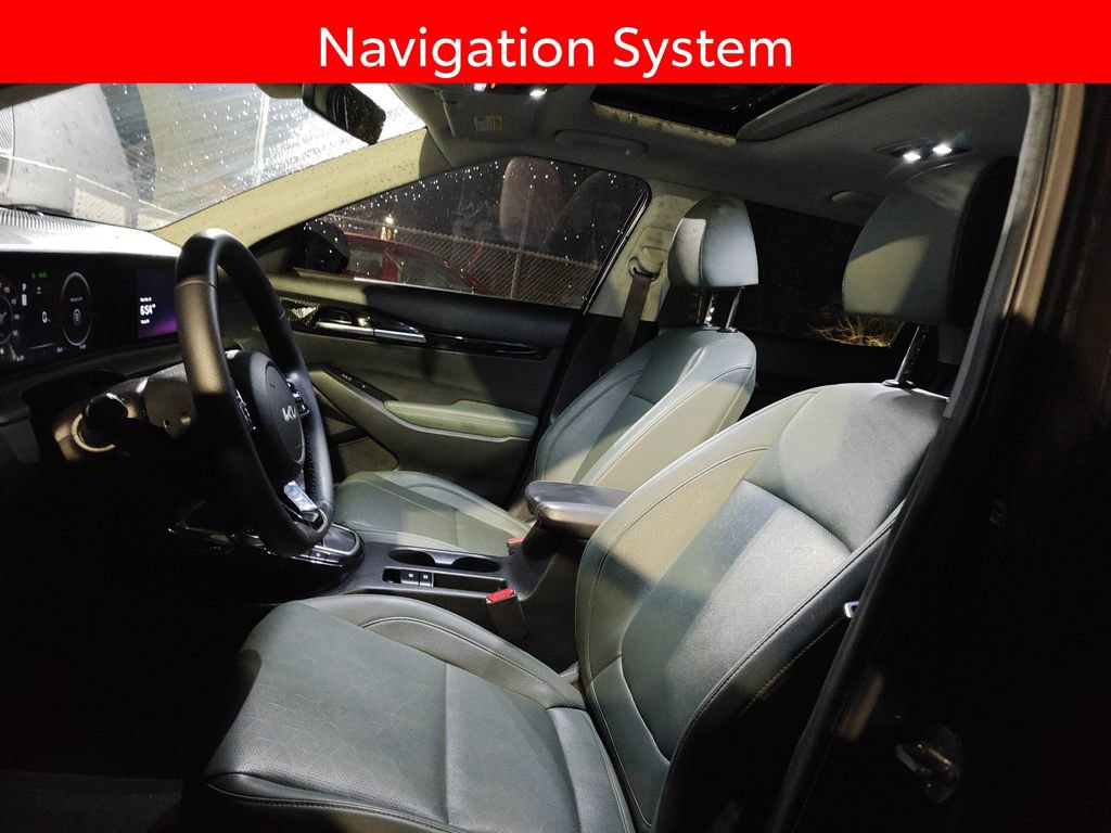 Used 2024 Kia Seltos SX w/ SX Sunroof Package image 7