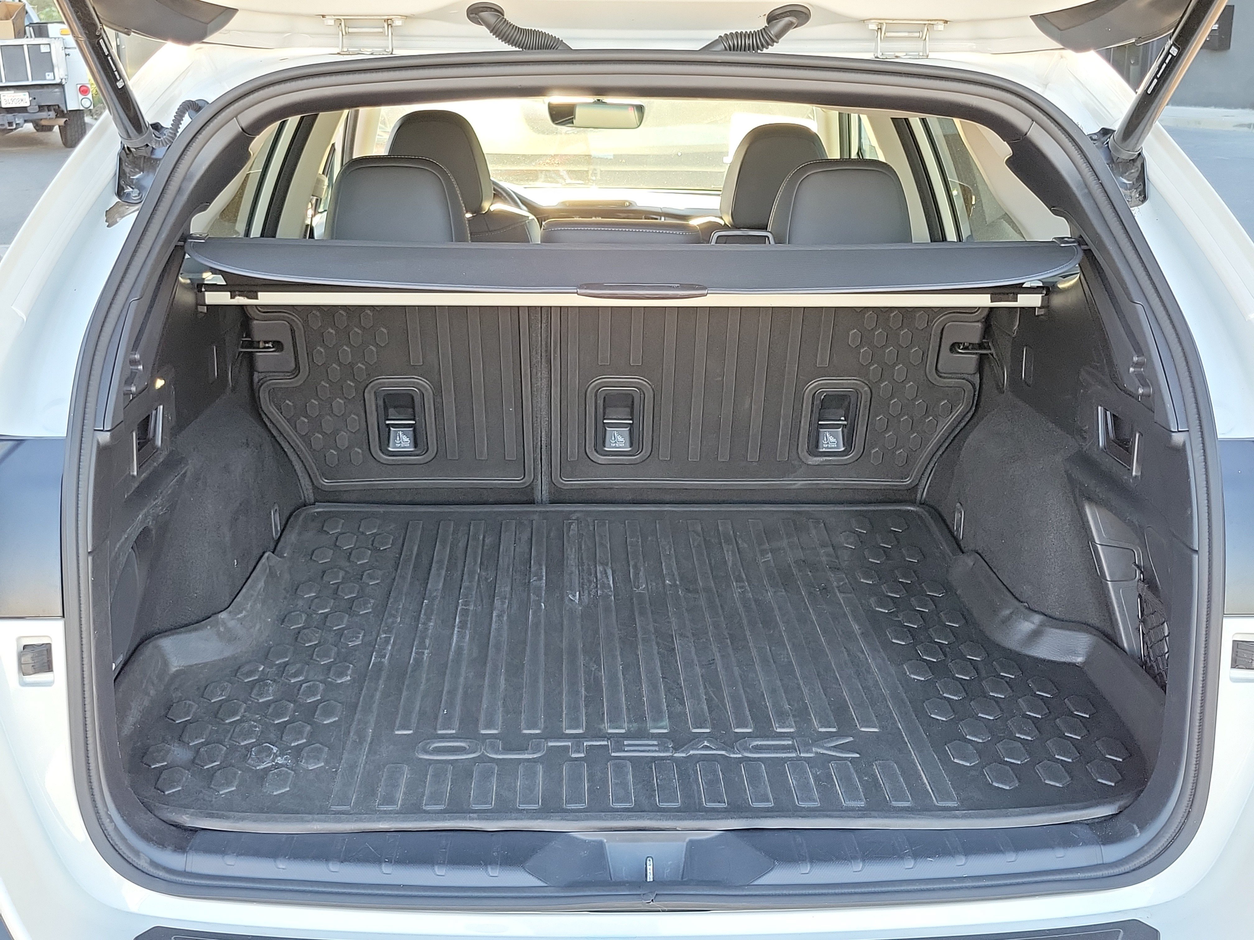 Used 2022 Subaru Outback Limited AWD/4WD image 21