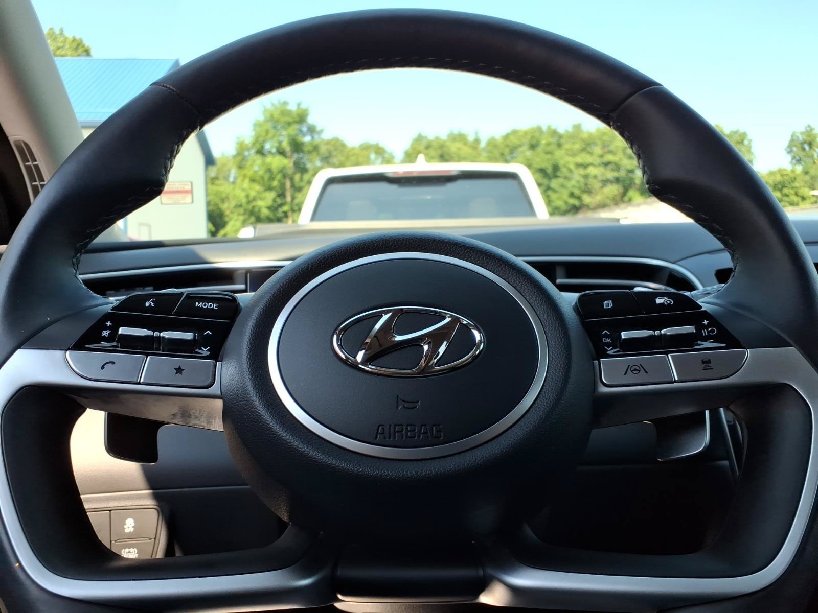 Used 2024 Hyundai Tucson Limited AWD/4WD image 28