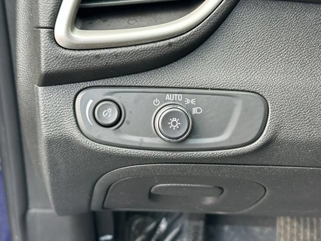 Used 2017 Chevrolet Trax LS AWD/4WD image 22