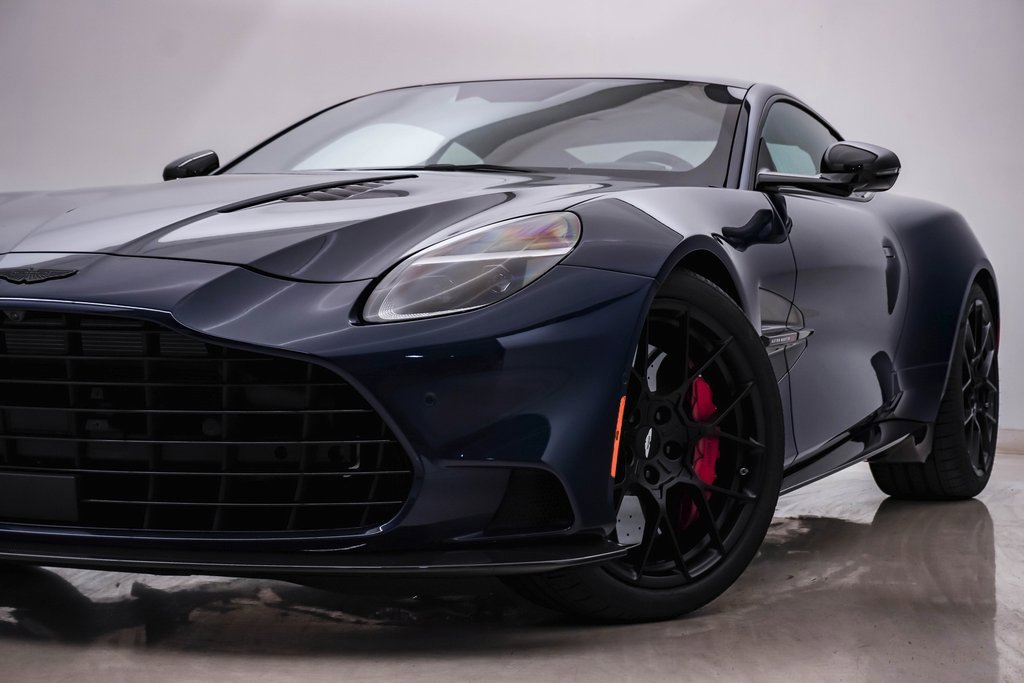 New 2025 Aston Martin Vanquish video 2