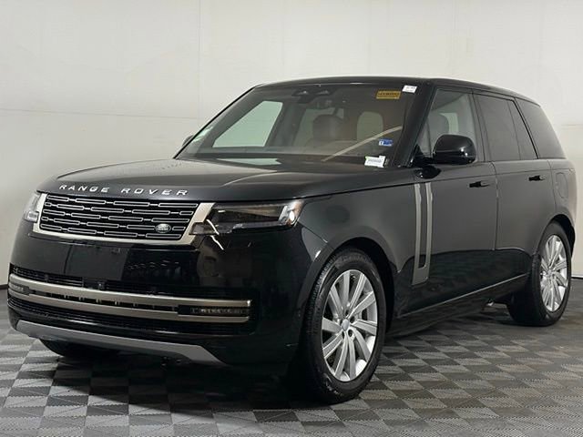New 2025 Land Rover Range Rover SE image 2