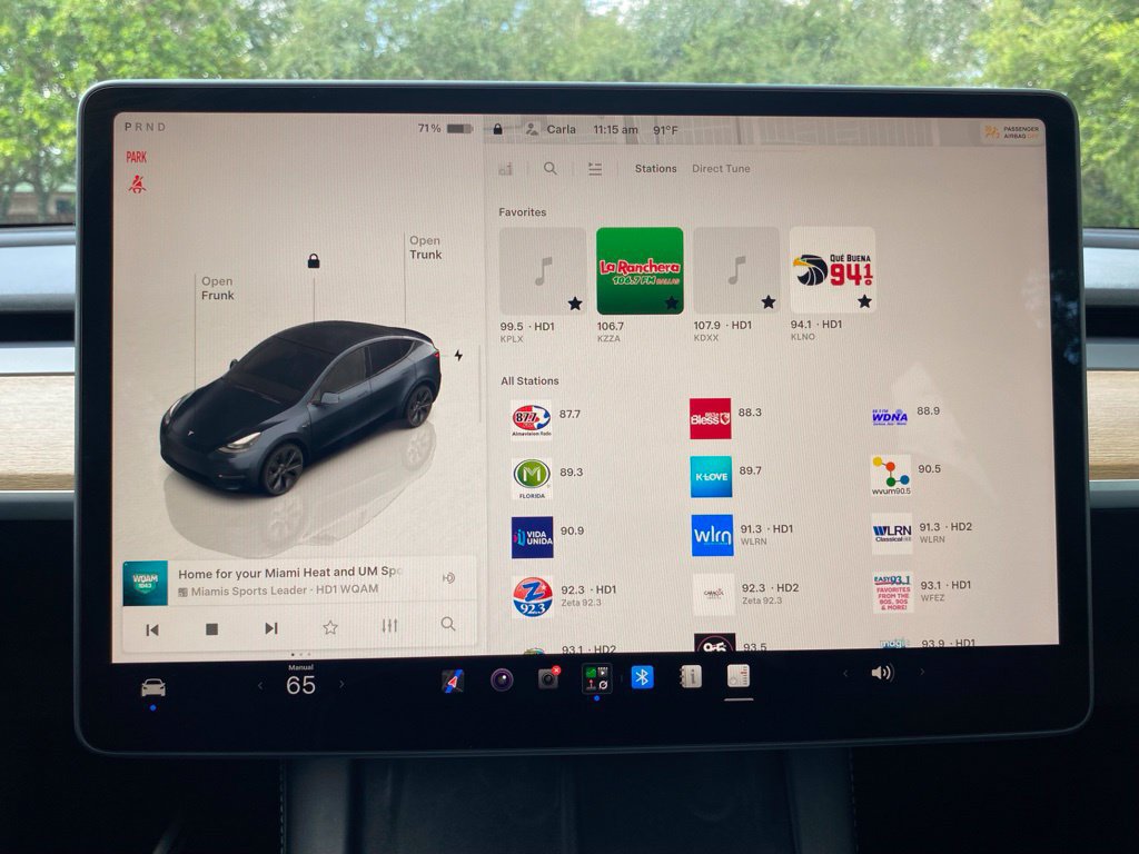Used 2025 Tesla Model Y Long Range RWD image 30