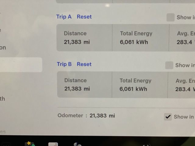 Used 2023 Tesla Model 3 Standard Range image 11