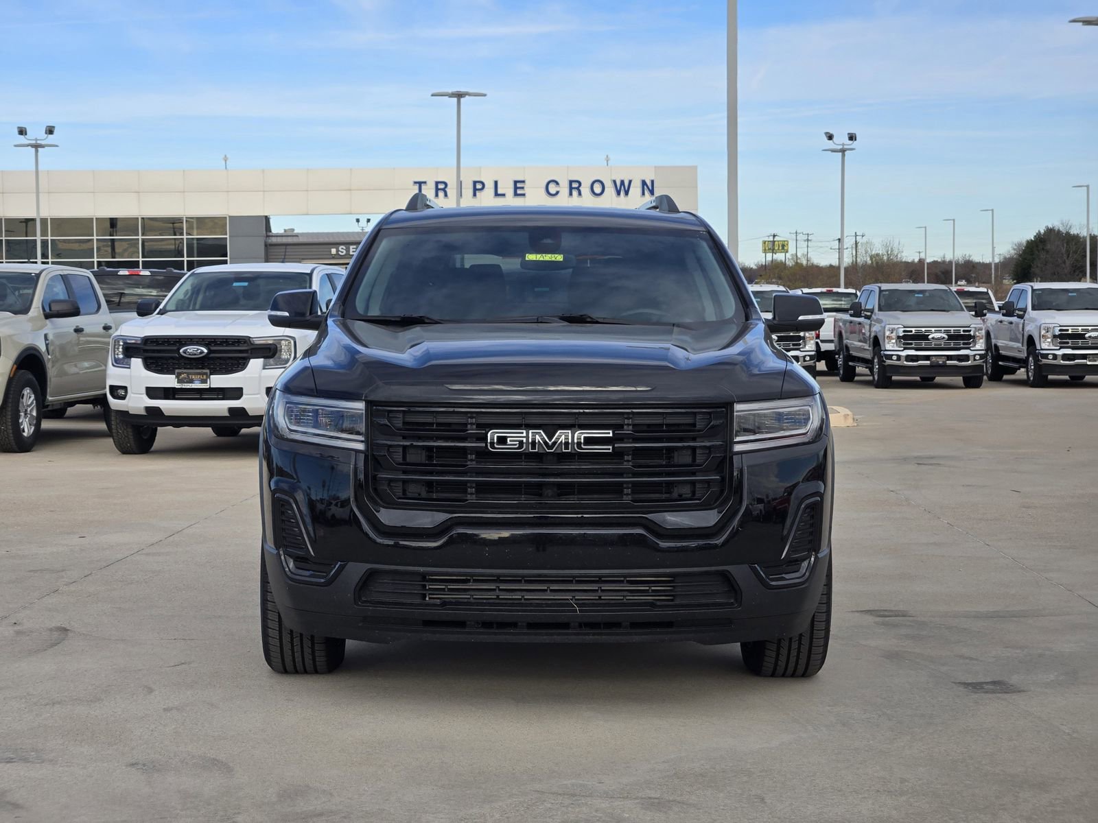 Used 2023 GMC Acadia SLE w/ Driver Convenience Package image 6