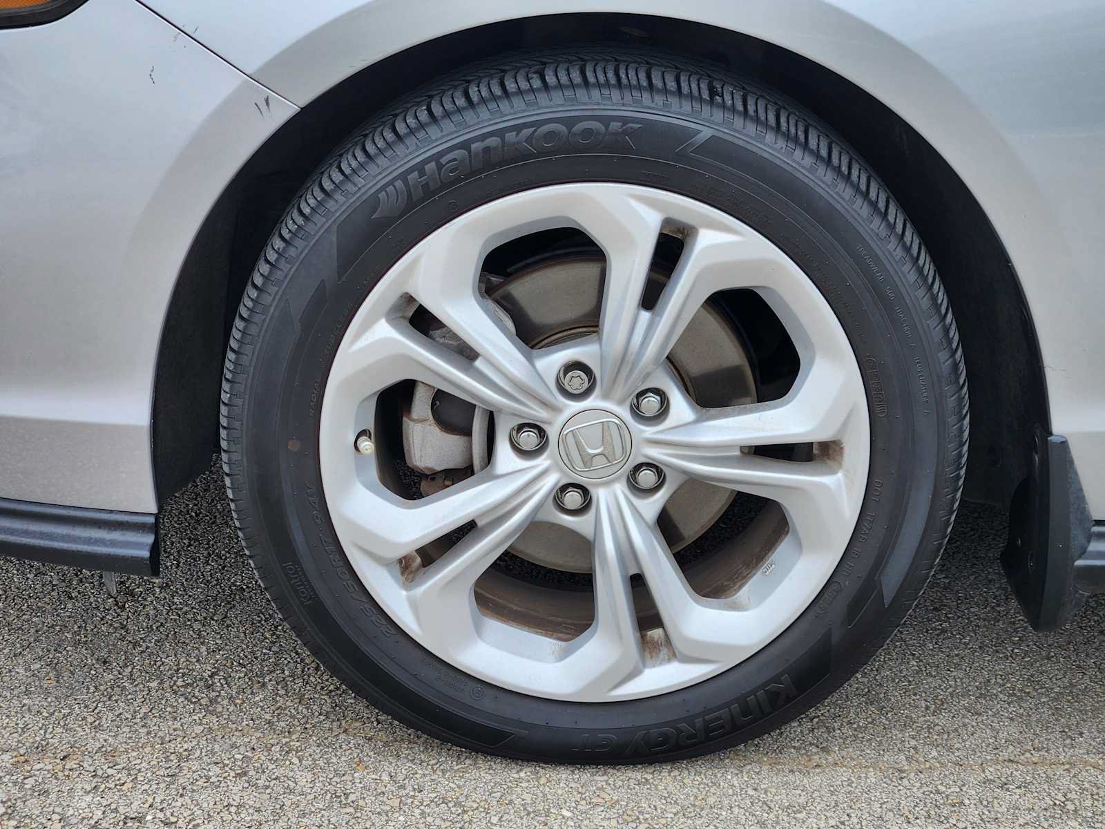 Used 2024 Honda Accord LX image 9