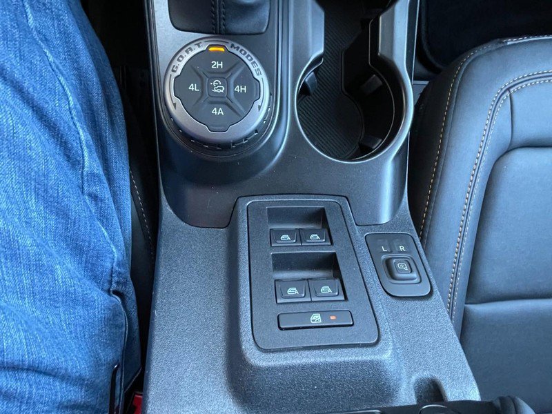 Used 2023 Ford Bronco Badlands image 48