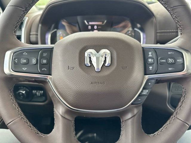 Used 2025 RAM 3500 Laramie image 34