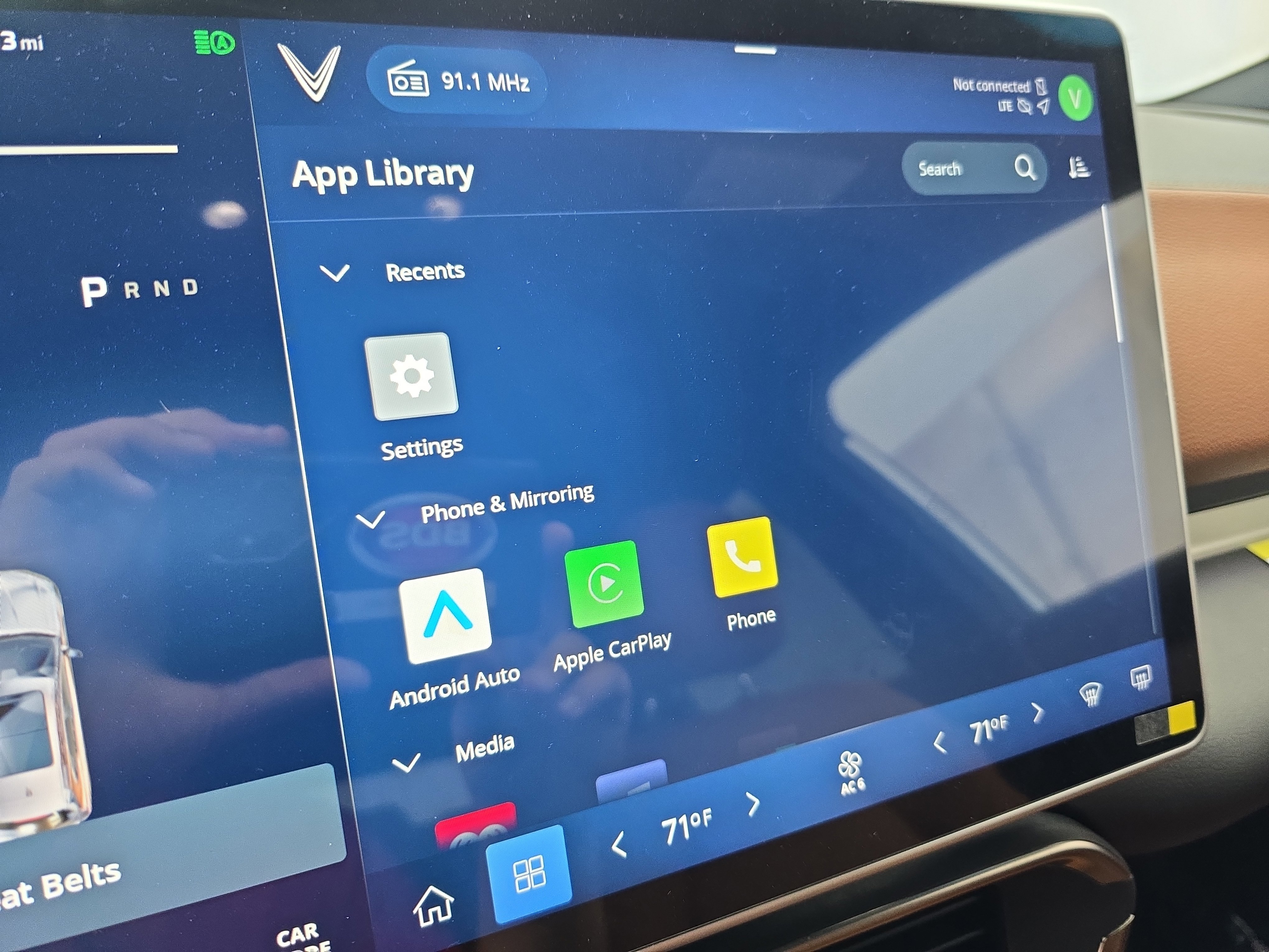 New 2025 VinFast VF 8 Plus image 20