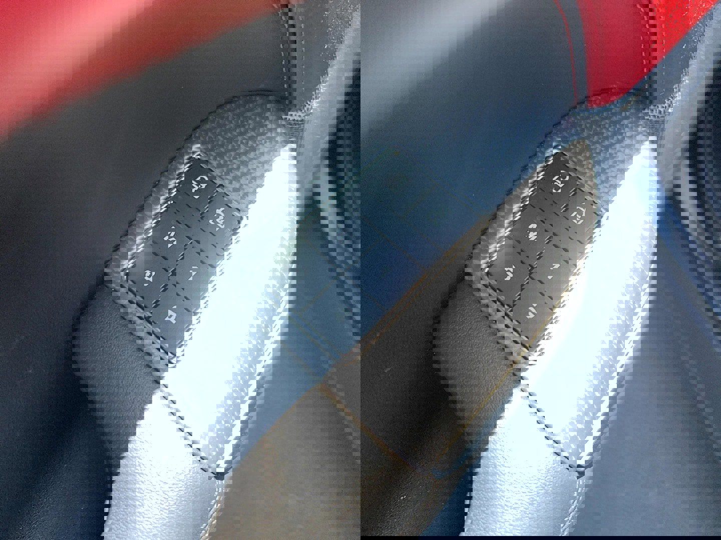 Used 2022 Land Rover Range Rover Sport HST image 12