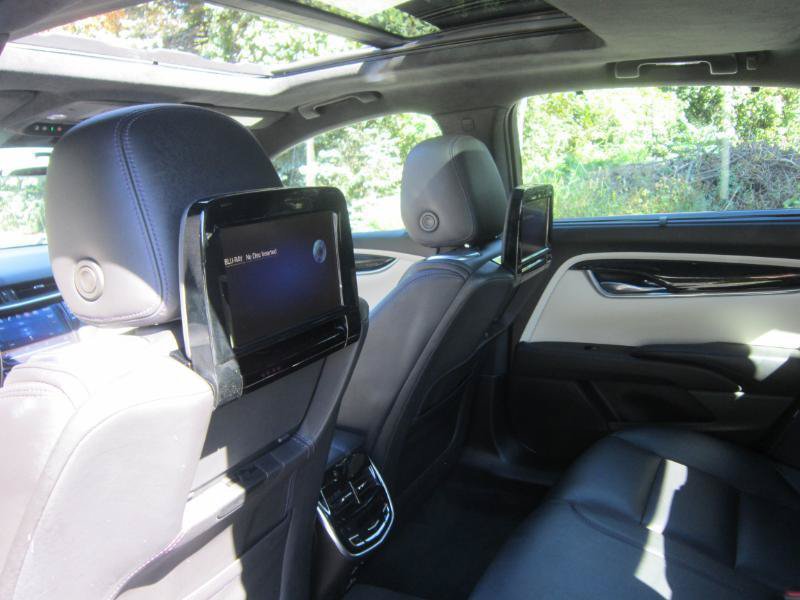 Used 2016 Cadillac XTS Platinum AWD/4WD image 23