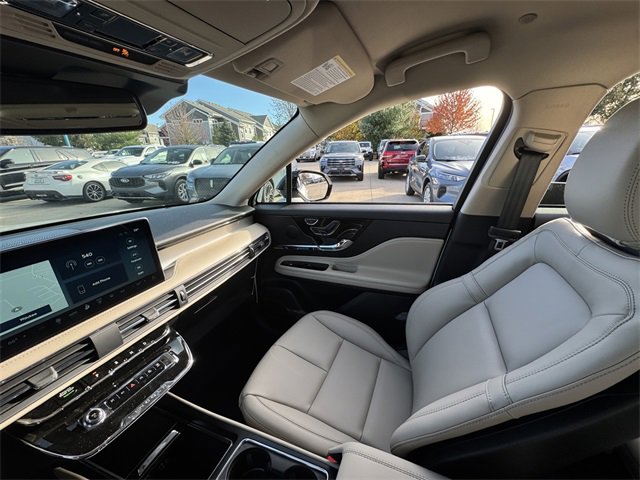 New 2026 Lincoln Corsair Premiere image 24