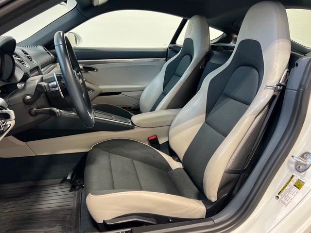 Used 2018 Porsche 718 Cayman Base w/ Light Design Package image 22