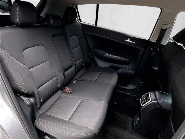 Used 2022 Kia Sportage LX AWD/4WD image 29