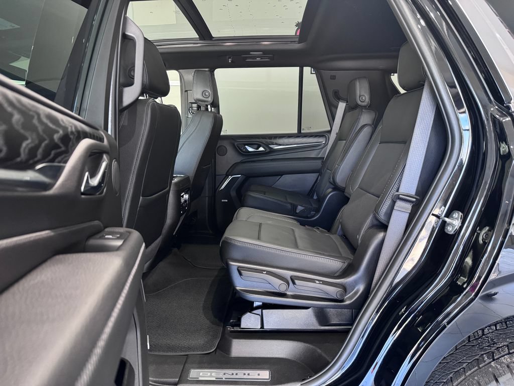 Certified 2024 GMC Yukon Denali AWD/4WD image 15