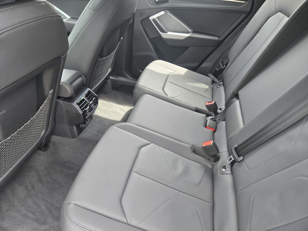 Certified 2024 Audi Q3 2.0T Premium image 40