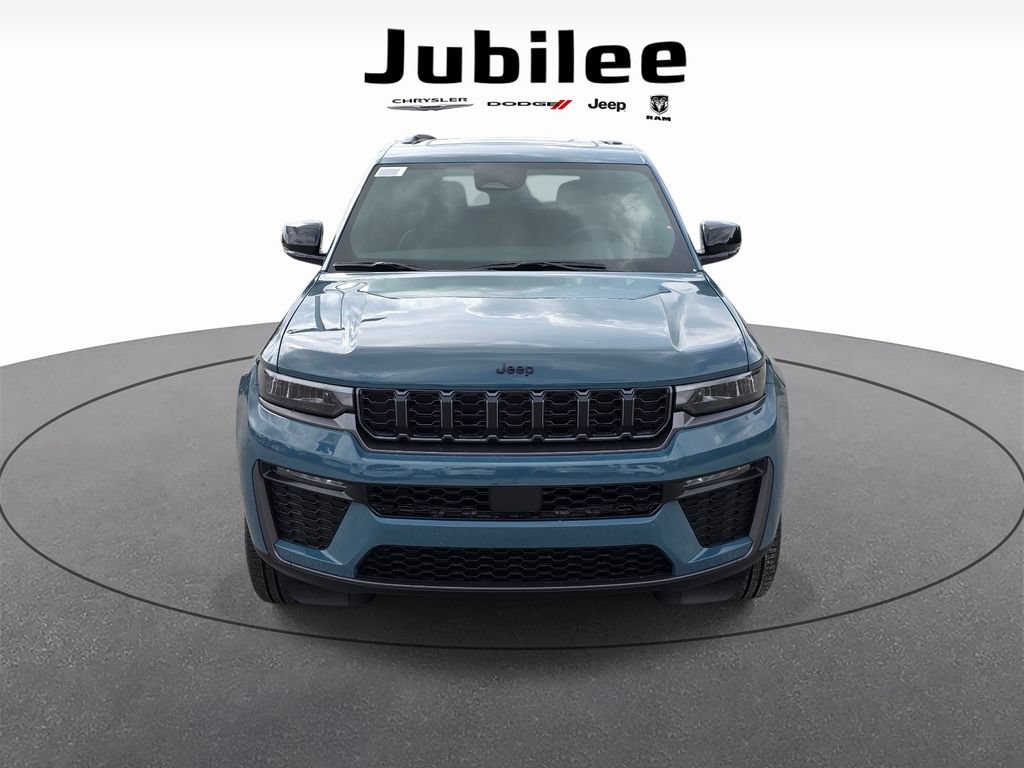 New 2026 Jeep Grand Cherokee Limited w/ Limited Altitude Package RWD image 2