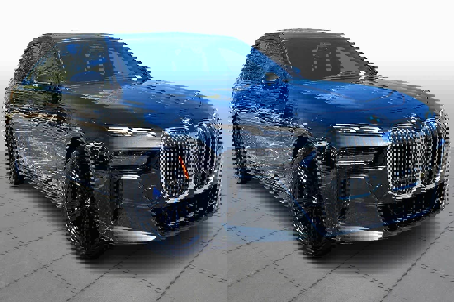 Used 2023 BMW 740i 740i image 3