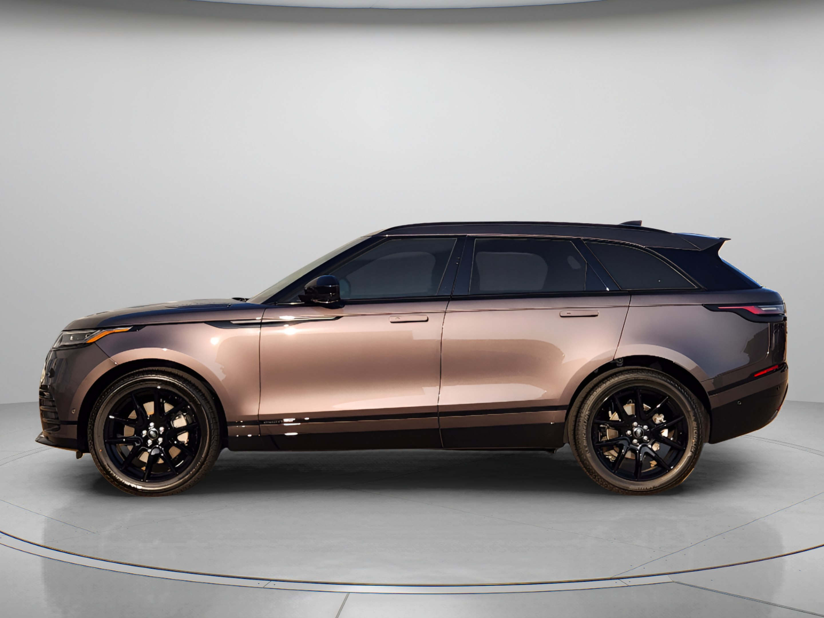 New 2026 Land Rover Range Rover Velar Belgravia AWD/4WD image 2