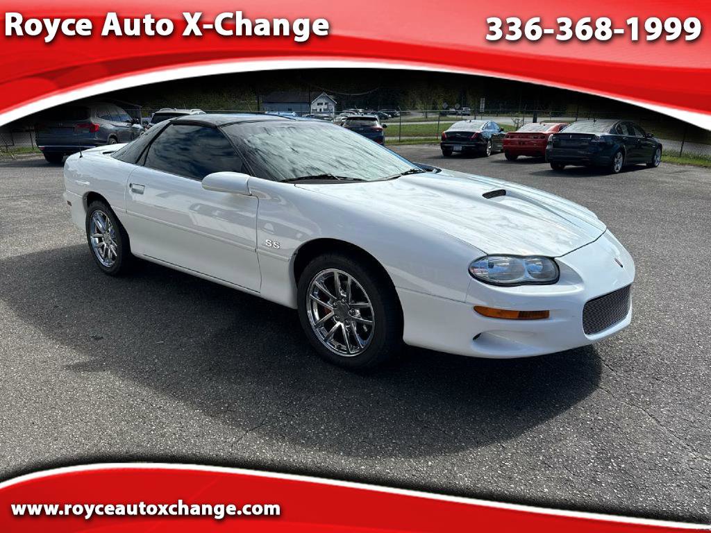 Used 2000 Chevrolet Camaro Z28 w/ SS Performance/Appearance Pkg image 1