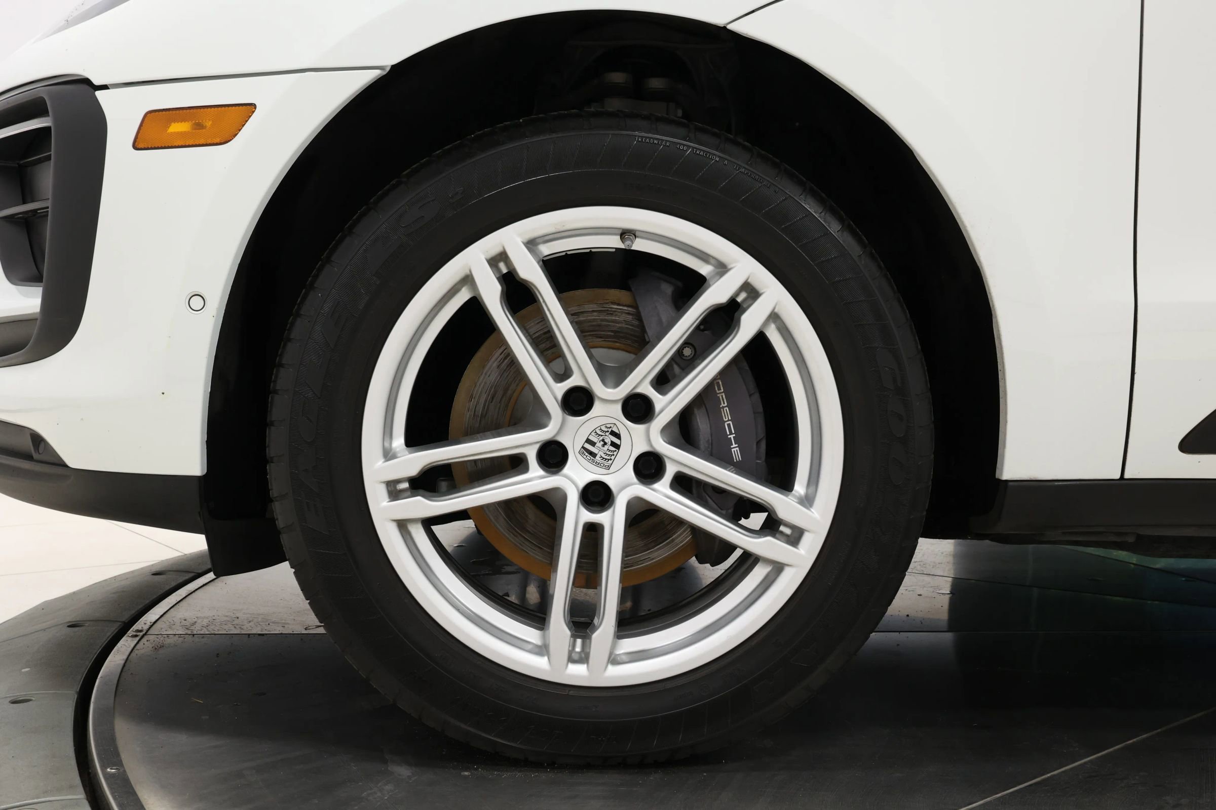 Used 2022 Porsche Macan image 91