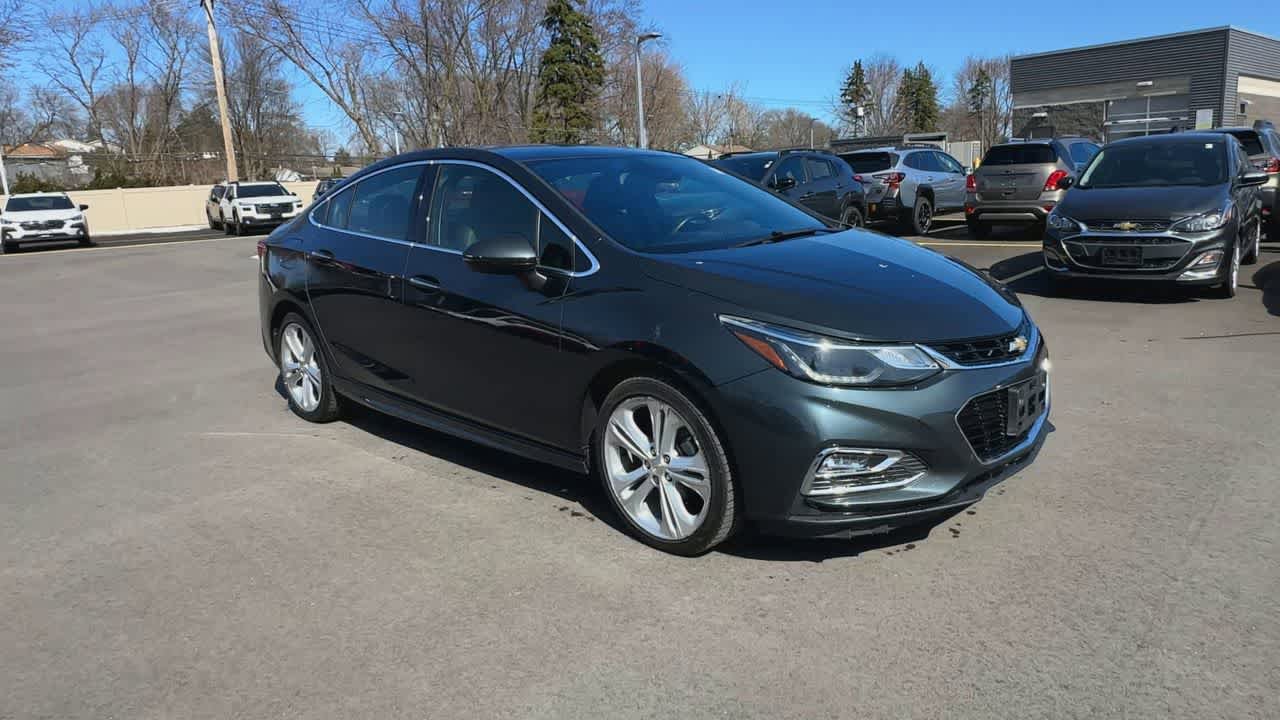 Used 2018 Chevrolet Cruze Premier w/ RS Package image 2