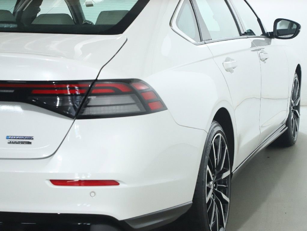 Used 2025 Honda Accord Touring image 45