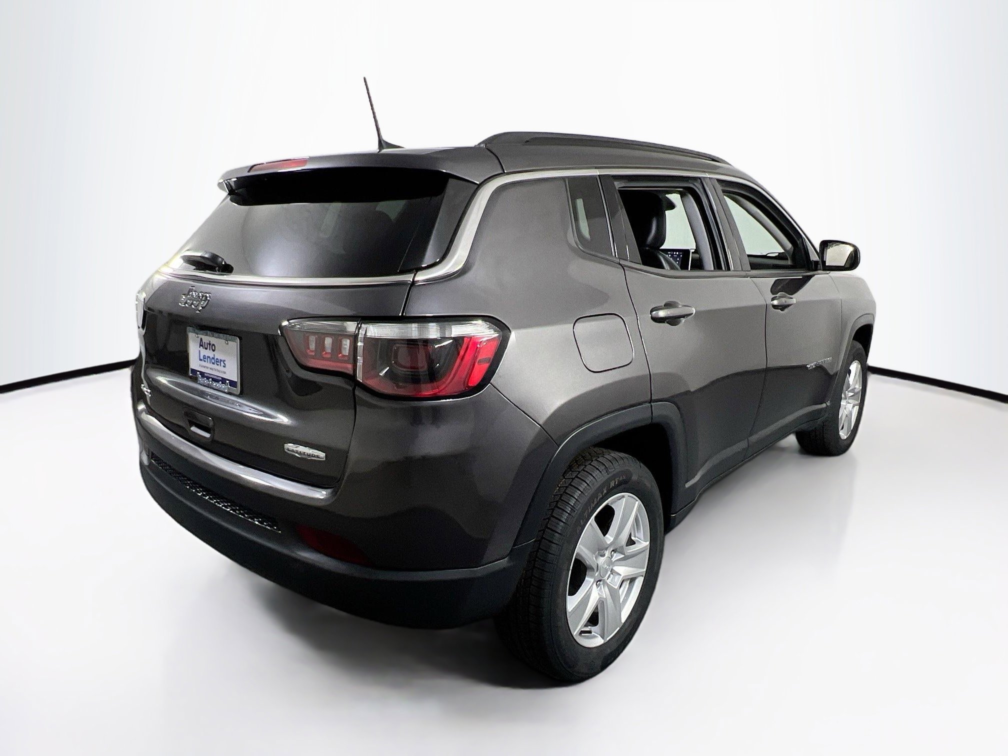 Used 2022 Jeep Compass Latitude w/ Convenience Group image 5