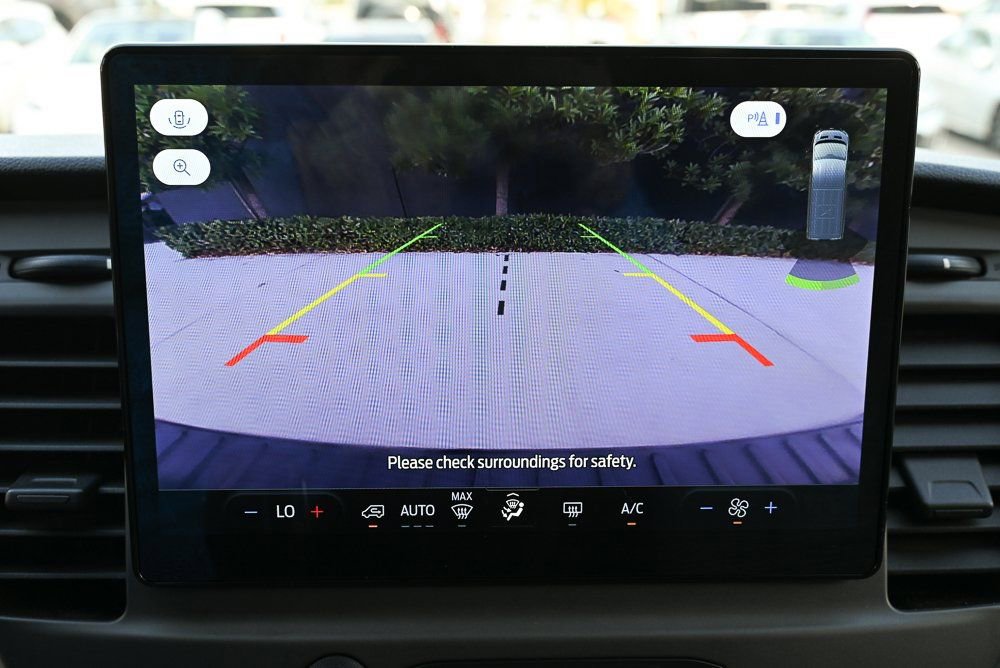 Used 2022 Ford Transit 350 XLT image 30