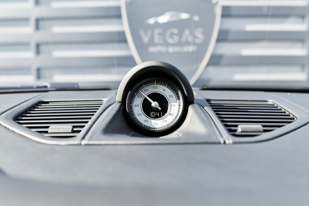 Used 2024 Porsche 911 Turbo image 65