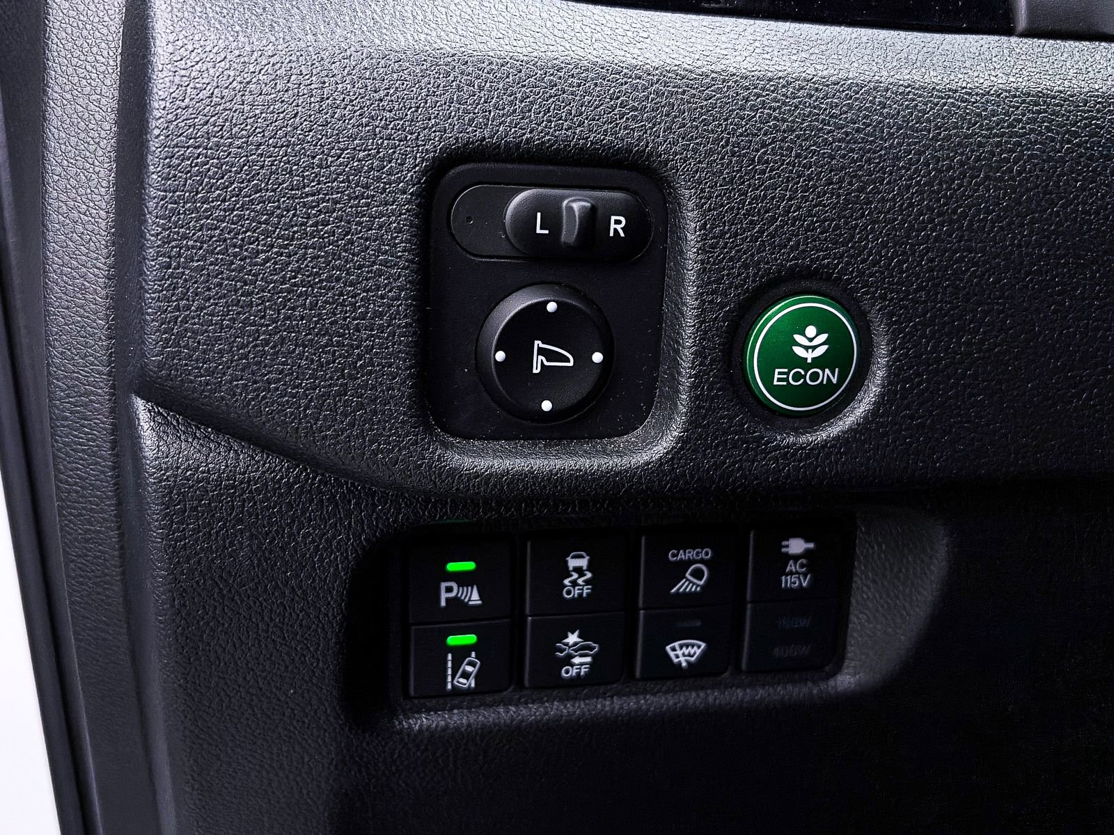 Used 2021 Honda Ridgeline Black Edition image 4