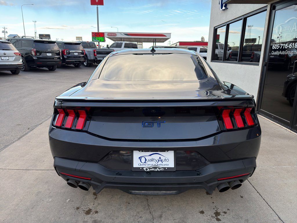 Used 2024 Ford Mustang GT Premium image 7