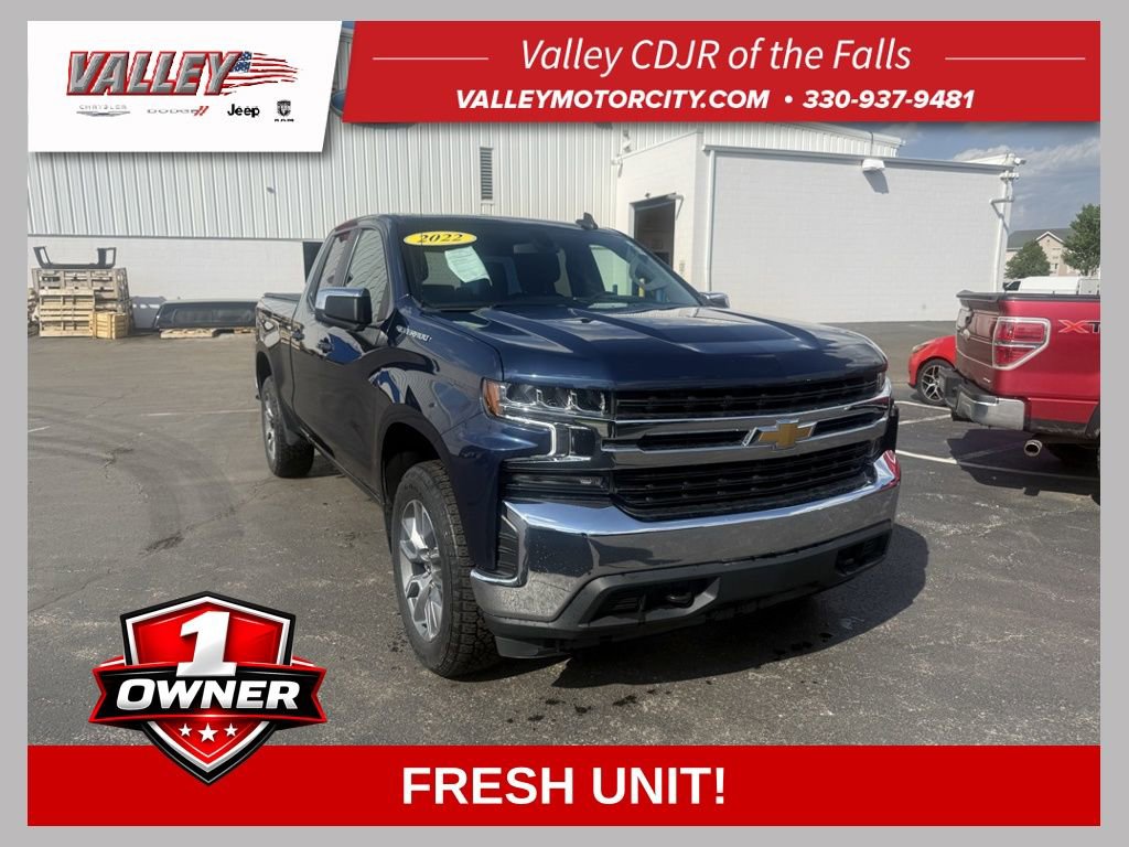 Used 2022 Chevrolet Silverado 1500 LT AWD/4WD image 1