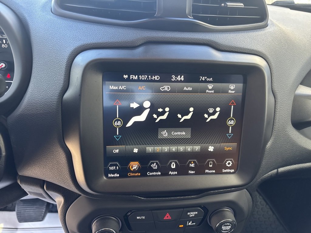 Used 2023 Jeep Renegade Limited image 19