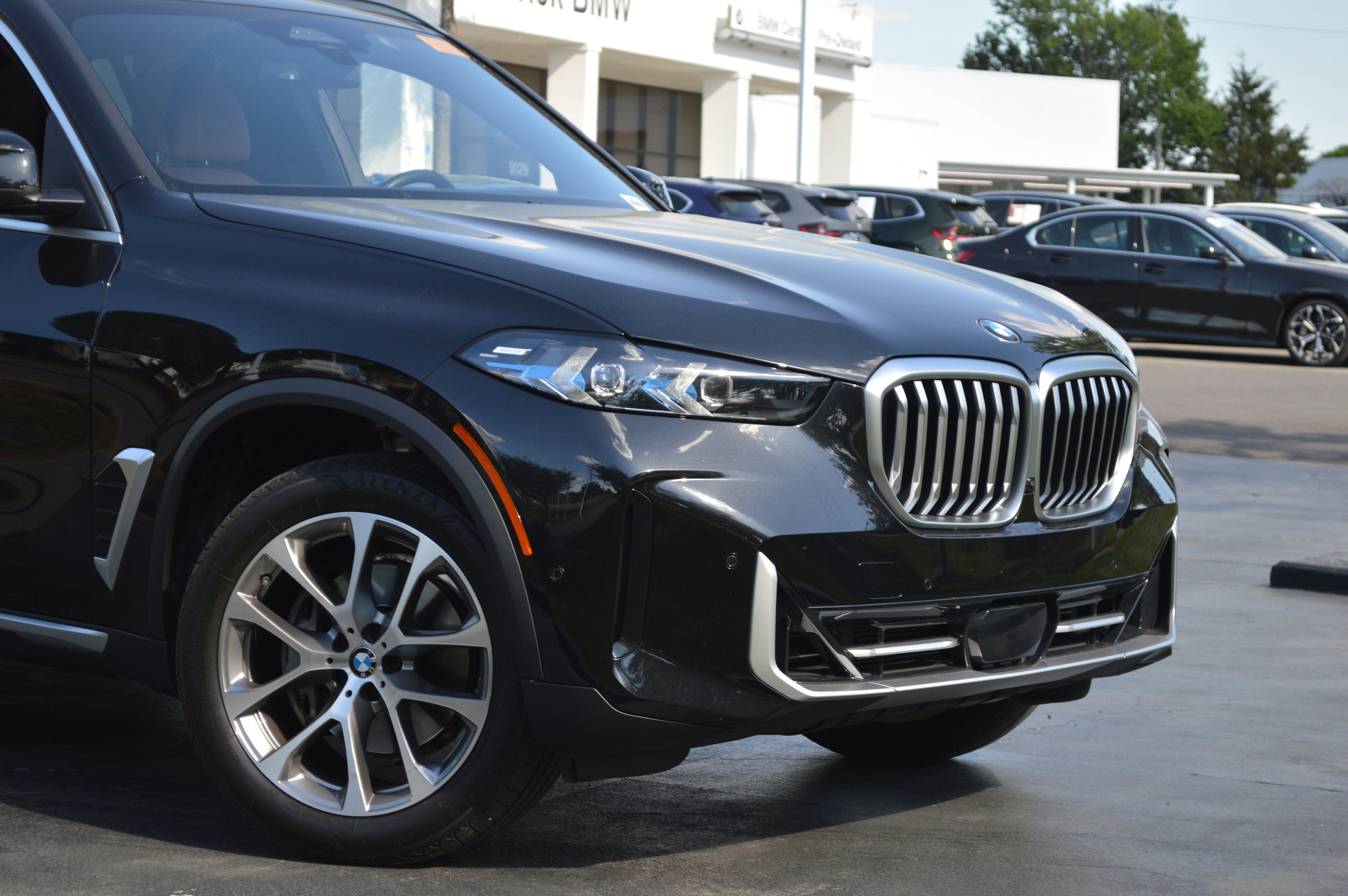 Certified 2026 BMW X5 sDrive40i RWD image 2