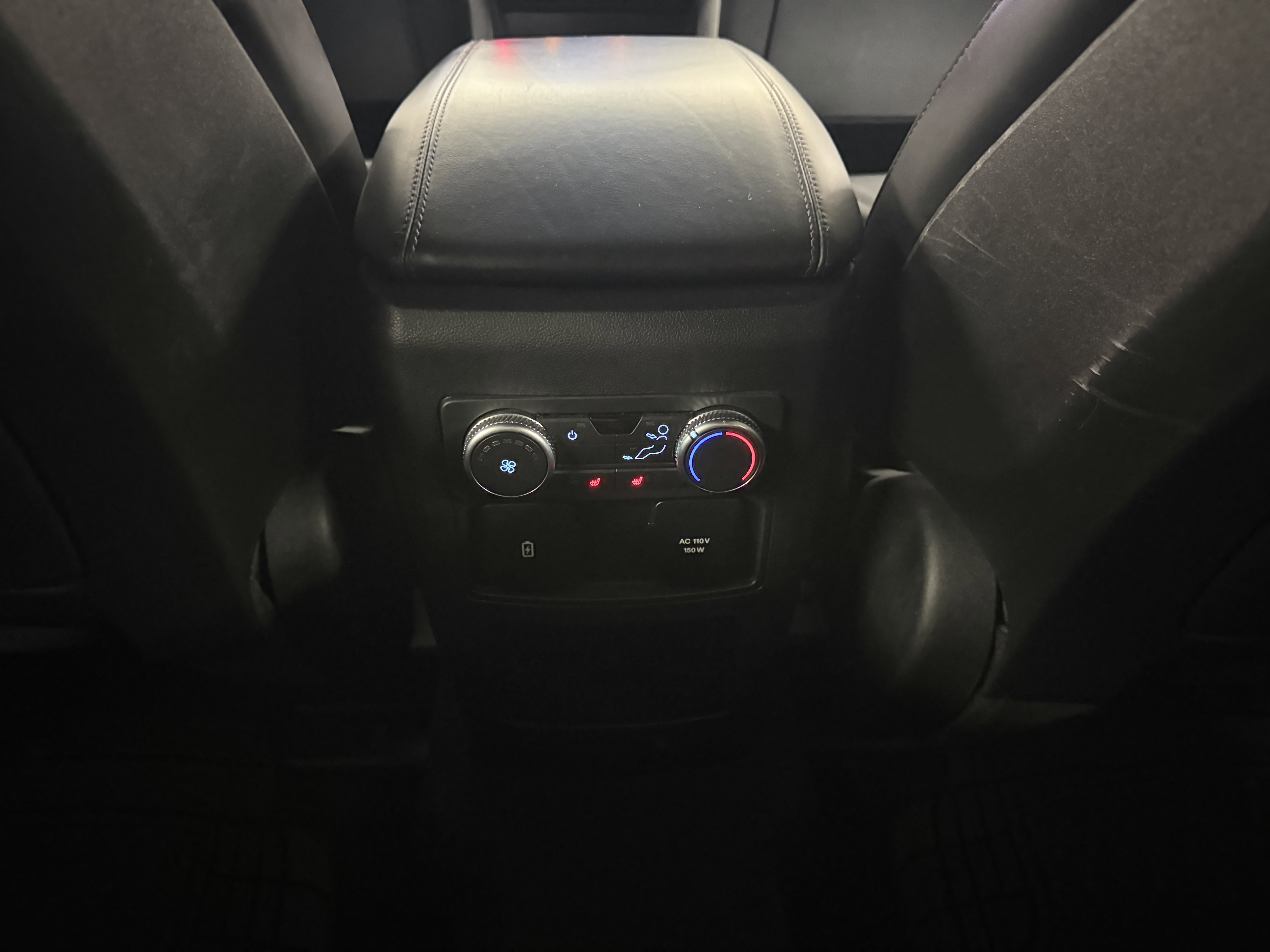 Used 2020 Ford Explorer Platinum AWD/4WD image 27