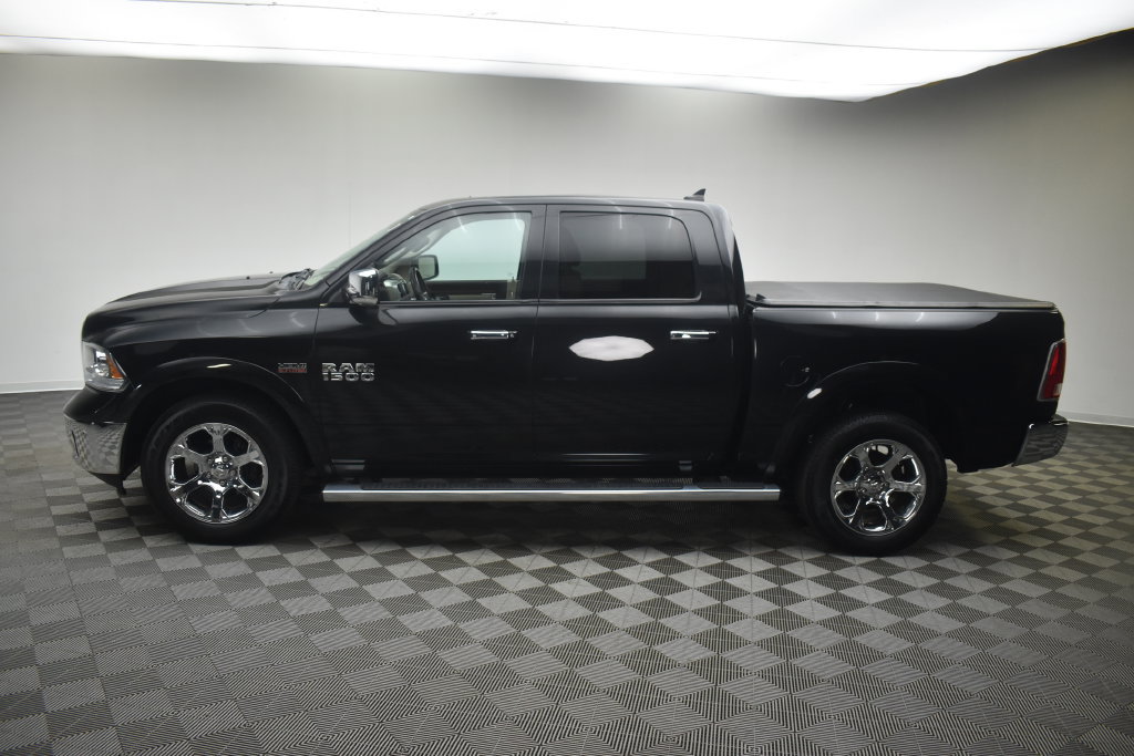 Used 2016 RAM 1500 Laramie w/ Convenience Group AWD/4WD image 8