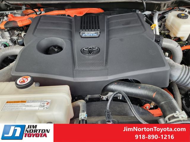 Used 2024 Toyota Sequoia Platinum AWD/4WD image 32