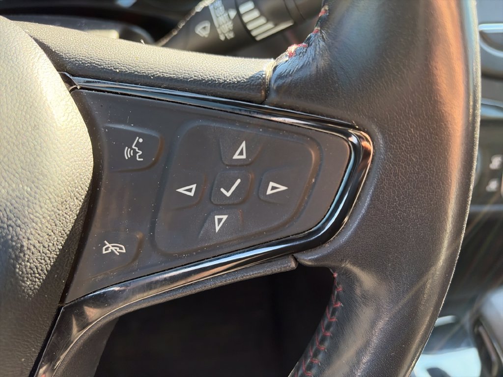 Used 2022 Chevrolet Equinox RS FWD image 13