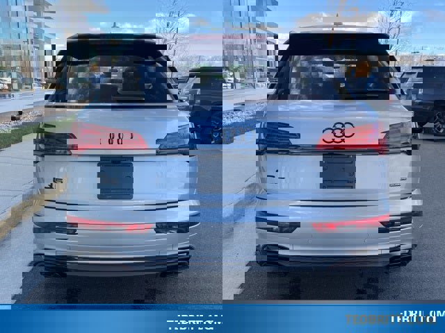 Used 2022 Audi Q5 2.0T Prestige w/ Prestige Package image 7