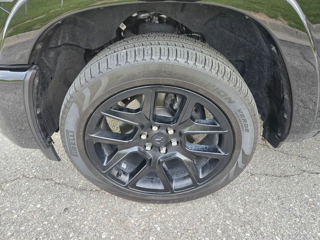 Used 2025 RAM 1500 Laramie w/ Night Edition AWD/4WD image 12
